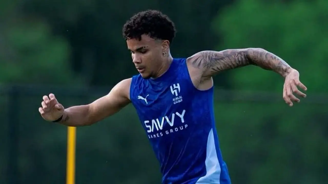 صفقة برازيلية.. لاعب الهلال يقترب من كورينثيانز الشهير